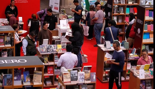 Disminuyó 14.6 puntos población lectora en la última década: Inegi