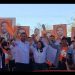 Arropa Álvarez Máynez a Natalia Rivera en su inicio de campaña a la alcaldía de Hermosillo