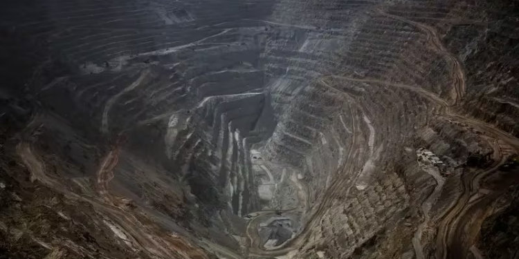 Codelco defiende acuerdo de litio ante junta de accionistas de SQM