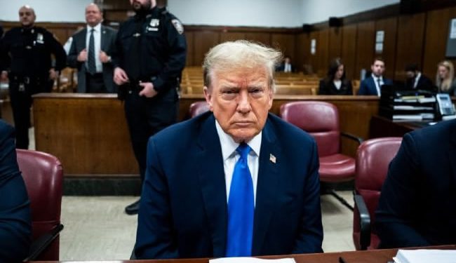 Concluye la selección de los 12 jurados para el juicio a Trump en NY