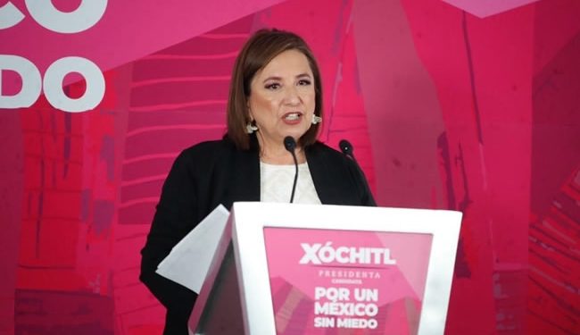 Multan a Gálvez con 300 mil pesos por aparición de menores en espots