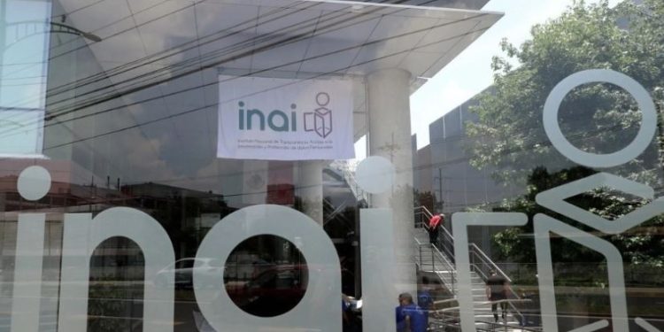 Se viola ley de datos personales en caso María Amparo Casar: Del Río