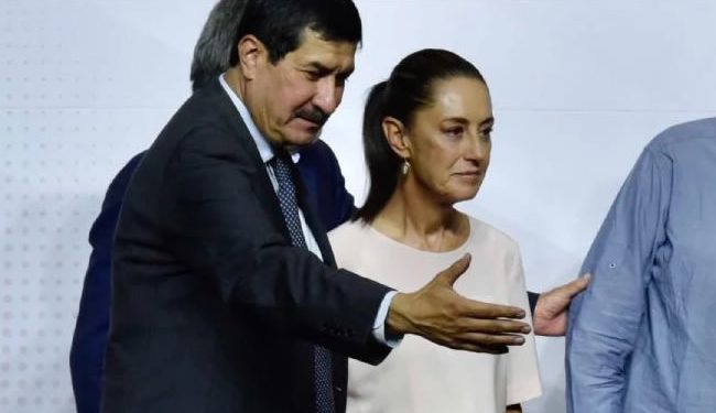 Sheinbaum defiende a Corral ante acusación por enriquecimiento ilícito y defraudación