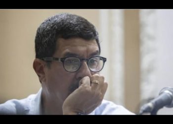 Juez de EU falla en contra de Javier Corral