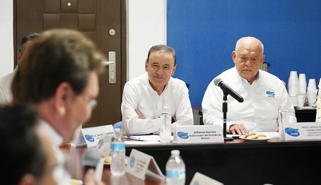 Impulsa Durazo estándares de sanidad y calidad de la industria acuícola en Sonora