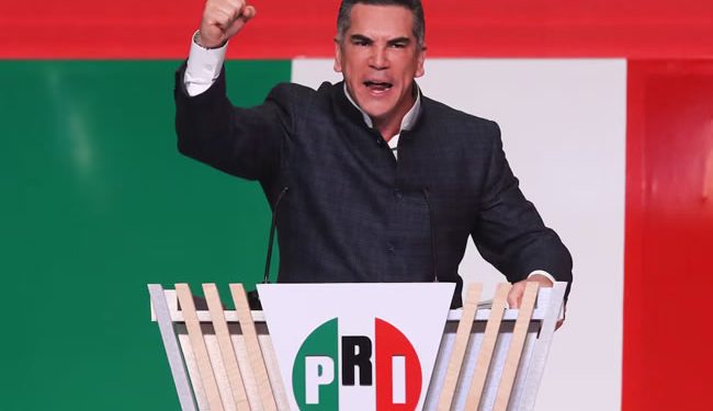 Alejandro Moreno, el anacrónico caudillo del PRI que quiere ser presidente de la República