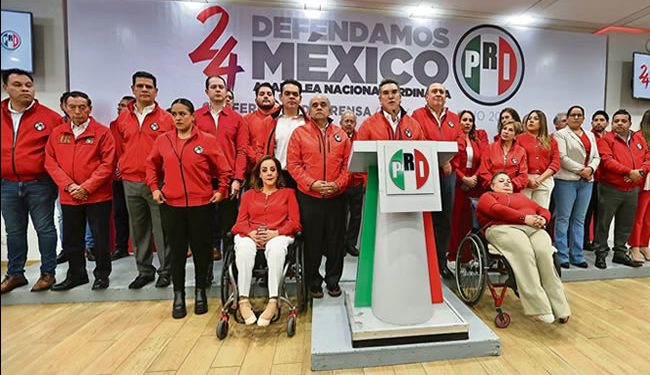 Desbandada de priistas con Alito Moreno es de 80%