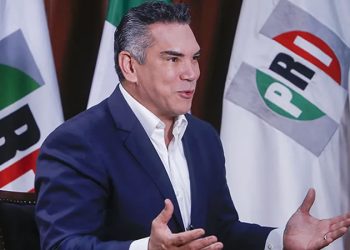 ‘Alito’ Moreno va por reelección; se registra como candidato a dirigencia del PRI