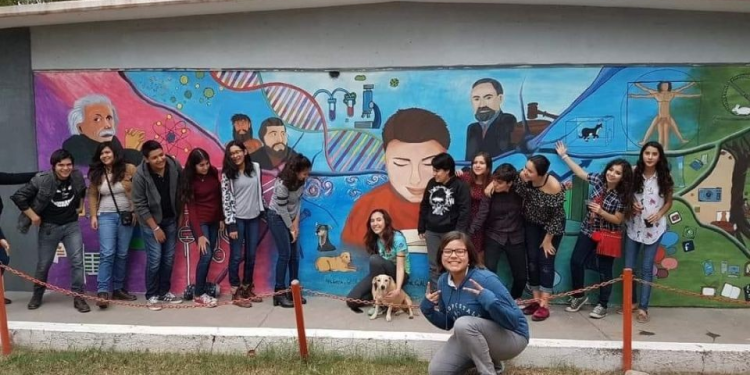 Muere ‘la güerita’, entrañable perrita adoptaba hace 13 años en escuela de Sonora