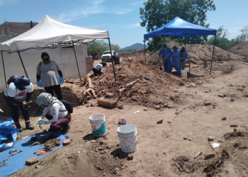 Localizan fosa clandestina con restos de al menos 30 personas