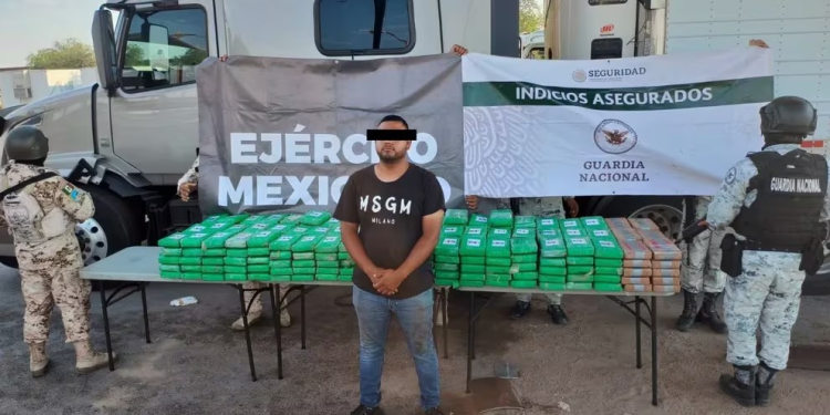 Cae hombre con más de 300 paquetes de cocaína en Sonora