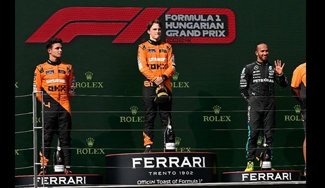 Con polémica estrategia de McLaren, Piastri gana el GP de Hungría; Checo termina en séptimo puesto