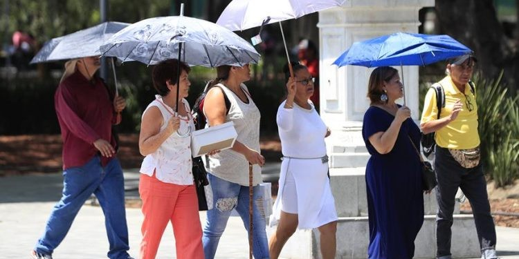 Mueren nueve personas por calor extremo en Sonora