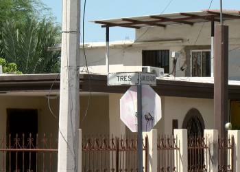 Vecino Rocía Gasolina y Prende Fuego a Casa de Abuelitos