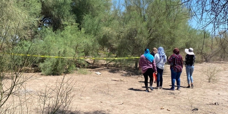 Localizan madres Buscadoras de Sonora cuerpo en costa de Hermosillo