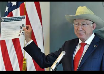 Estados Unidos afirma que ‘El Mayo’ Zambada fue llevado contra su voluntad y que el hijo de El Chapo se entregó