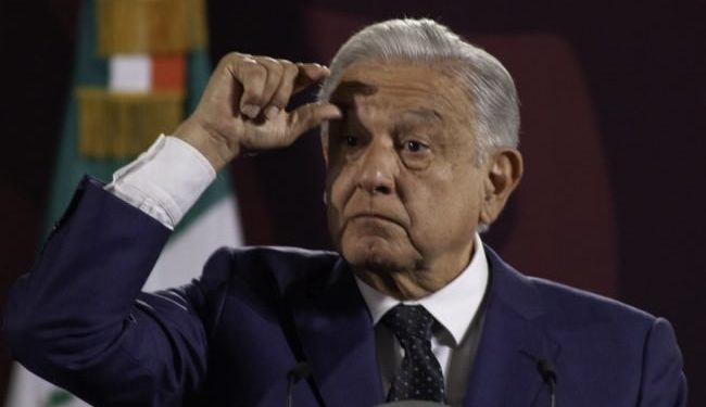 Tras chocar con el CCE, AMLO pide a los 5 empresarios más ricos su opinión sobre la reforma al Poder Judicial
