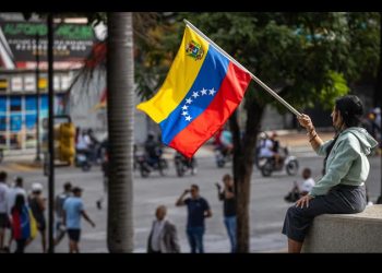 Intelectuales, académicos y periodistas en México firman pliego contra “fraude electoral” en Venezuela; exigen a Maduro revelar actas