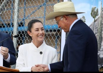 Embajador de EEUU felicita a Sheinbaum tras recibir constancia como presidenta electa de México