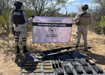 Aseguran en Sonoyta 2 fusiles y 12 bombas para ser lanzadas con dron