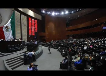 Presentan a senadores electos del PRD como parte de la bancada de Morena