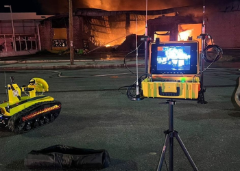 ¡Son héroes! Bomberos y robot extintor SERI sofocan voraz incendio en Hermosillo
