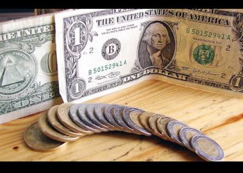 Tras recorte de Banxico a tasa de interés, el peso se recupera del lunes negro y llega a $18.90