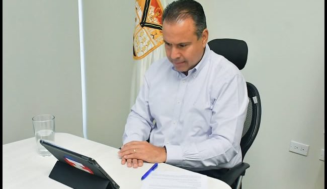 Recibe Toño Astiazarán reconocimiento de la organización mundial WWF por la distinción a Hermosillo como municipio líder en acciones climáticas