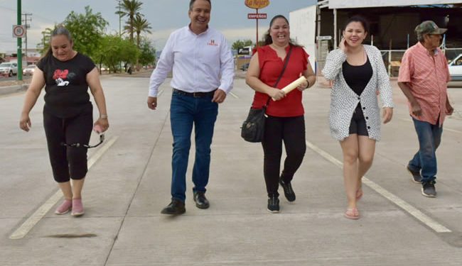 Entrega Antonio Astiazarán dos obras de pavimentación con concreto en el norte de Hermosillo