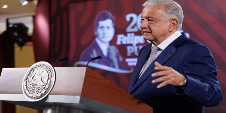 Daños siguen en Río Sonora por contaminación de Grupo México: AMLO