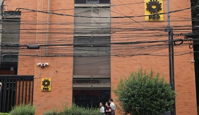 Junta General Ejecutiva del INE avala declarar la pérdida de registro del PRD; el partido tiene 72 horas para dar alegatos