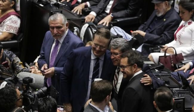 Morena propone juicio político y denuncia penal contra jueces que buscan frenar la reforma judicial