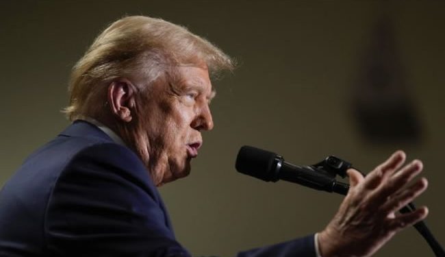 Trump afirma que Kamala Harris nació “discapacitada mental”