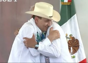 Se despide AMLO de Sonora con la entrega Acueducto Yaqui y Distrito de Riego 018 a los ocho pueblos Yaquis