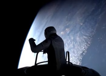 El multimillonario Jared Isaacman hace historia en el primer paseo espacial privado: “Desde aquí parece un mundo perfecto”