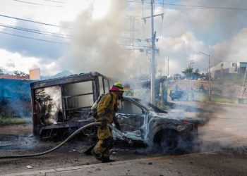 Confirman 12 muertos y 20 desaparecidos por ola de violencia en Sinaloa