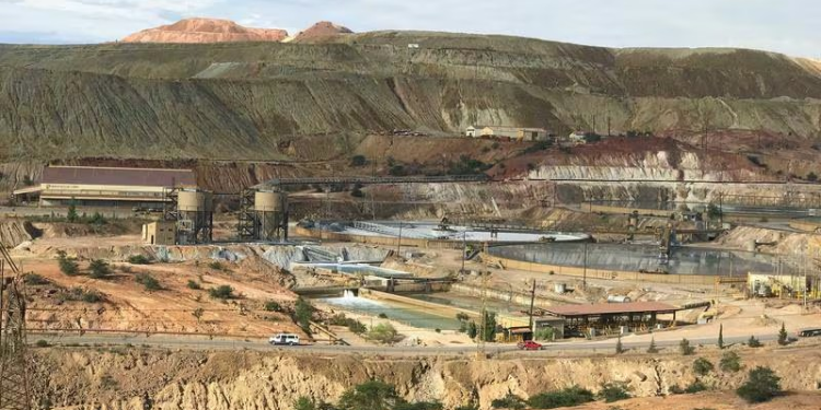 Buenavista del Cobre, la mina de Grupo México que acapara 57% del agua del Río Sonora