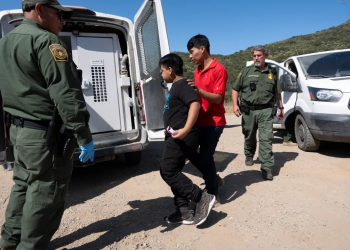 Más de cien menores migrantes denuncian abusos de la Patrulla Fronteriza, según reporte