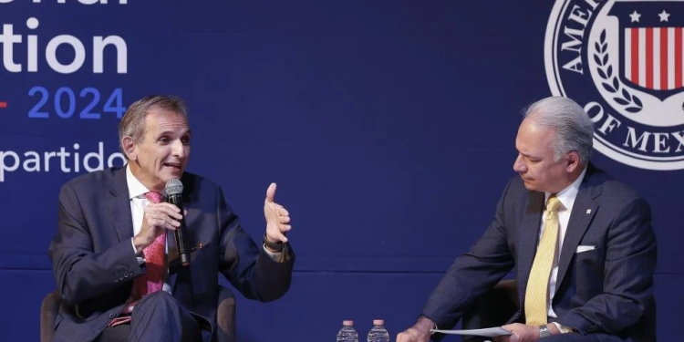 México puede convertirse en un centro para la producción de baterías, según exdiplomático