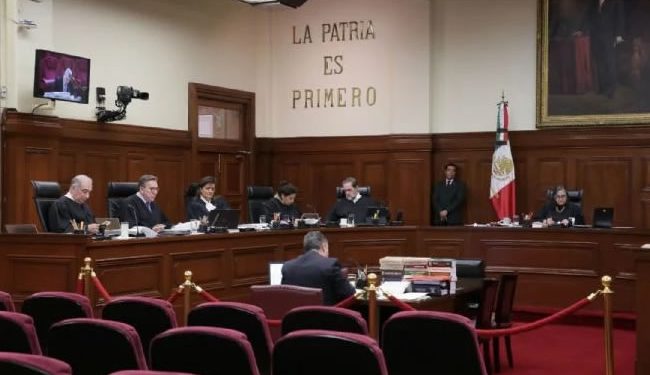 Nepotismo en la 4T: éstos son los funcionarios que acomodaron a hijos y familiares en la Corte
