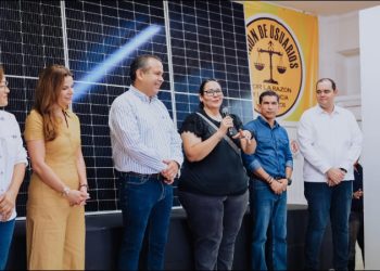 Anuncia Toño Astiazarán que sumarán mil familias a “Hogar Solar”