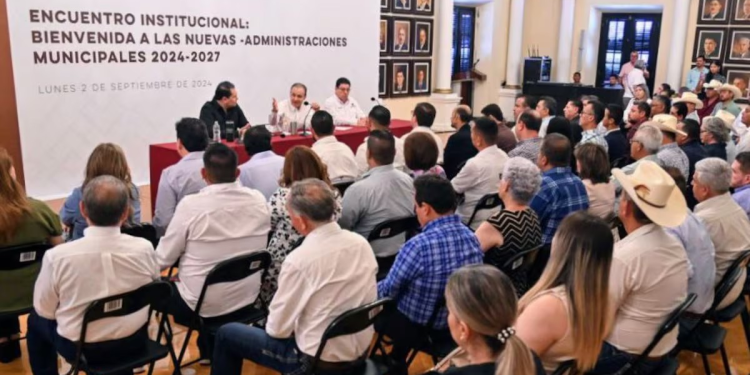 Alfonso Durazo se reunió con alcaldes electos en Sonora