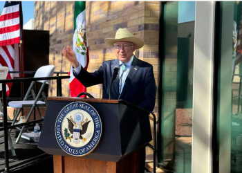 Ken Salazar: Delegación de EU en toma de protesta de Sheinbaum reafirma colaboración con México