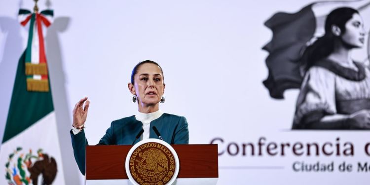 Sheinbaum va por toda la cadena de producción de litio en México; desarrollan tecnologías para extraerlo