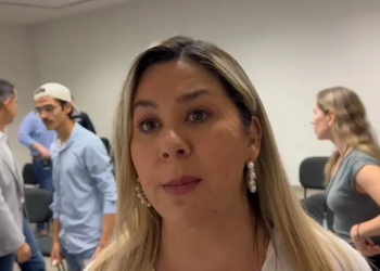 Empleados de Turismo y Economía se preparan ante eventual fusión de dependencias