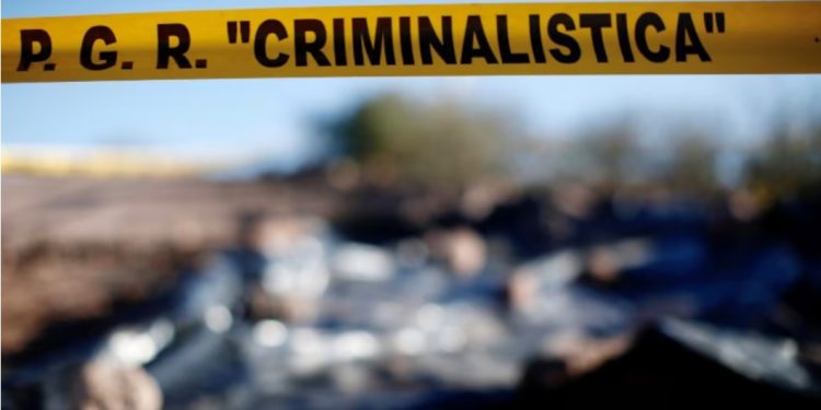 Hallan narcomanta y bolsas con restos humanos durante visita de Omar García Harfuch a Sonora