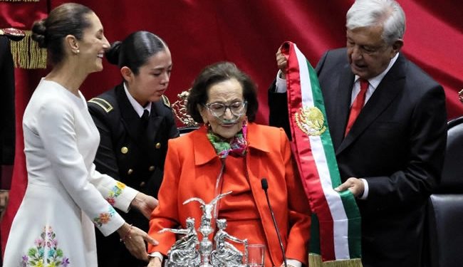 Despide Sheinbaum a Ifigenia Martínez, “mujer consecuente y de convicciones”