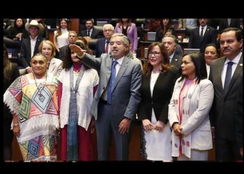 Ratifican a De la Fuente como canciller