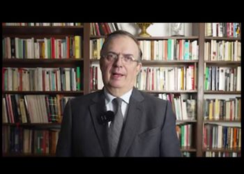 Marcelo Ebrard anuncia a su equipo de trabajo en la Secretaría de Economía