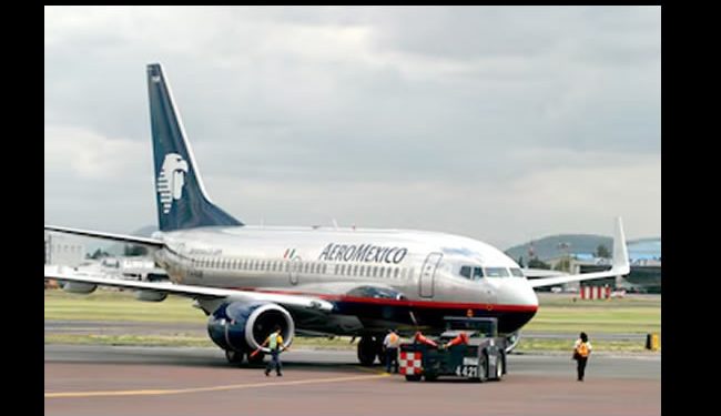 No habrá huelga en Aeroméxico; pilotos y aerolínea acuerdan alza salarial del 20%